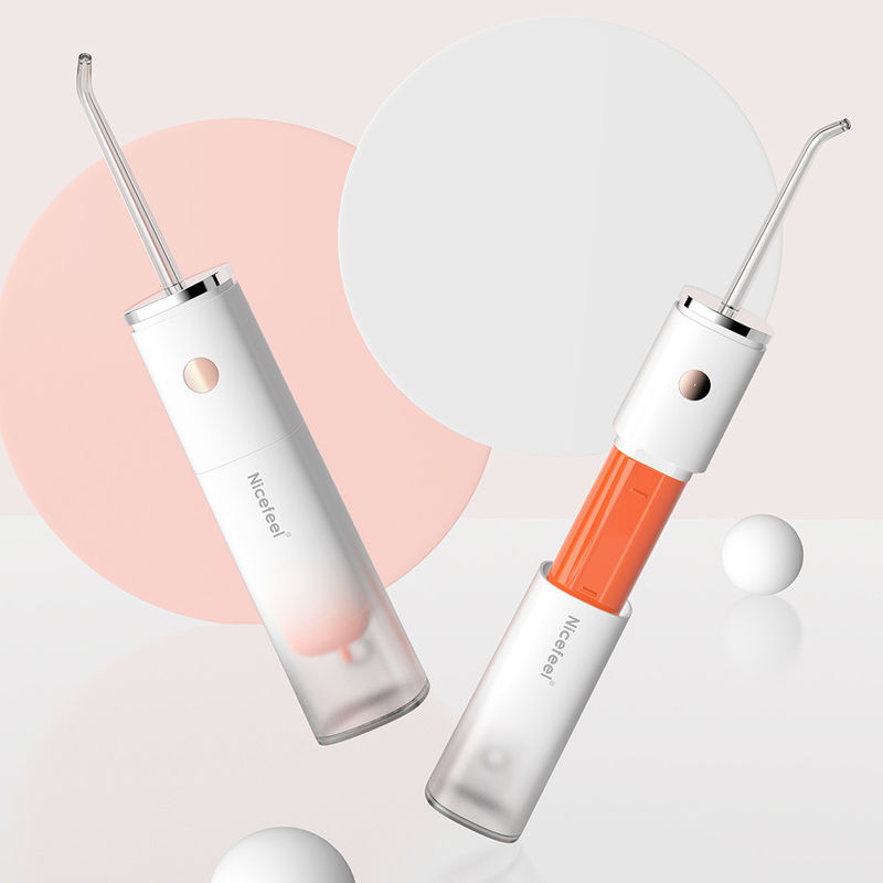 Het draagbare Diepe Schoonmaken van Sonic Cordless Water Flosser Rechargeable met Vier Pijpen